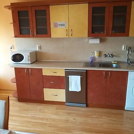 гр.бургас кв.сарафово Apartamento Burgas
